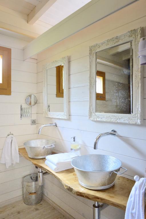 Cabane Dans Les Arbres / Swin-Golf De Cremin Kamer foto